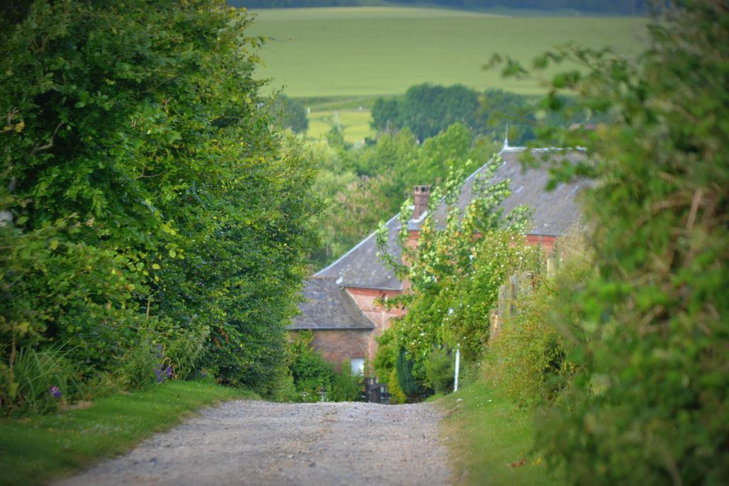 Au Mesnil Le Bas Bray Bed and Breakfast Bures-en-Bray Εξωτερικό φωτογραφία