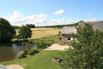 Au Mesnil Le Bas Bray Bed and Breakfast Bures-en-Bray Εξωτερικό φωτογραφία